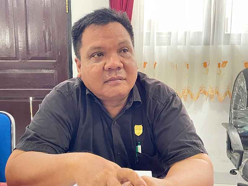 Anggota DPRD Gunung Mas Darwinson Concon.