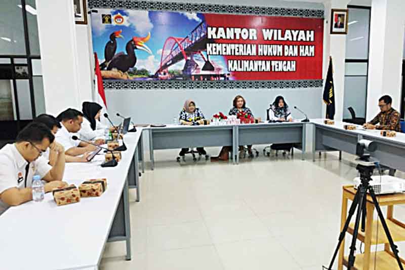 Dispursip Kobar Hadiri Harmonisasi Rancangan Produk Hukum Daerah Kobar