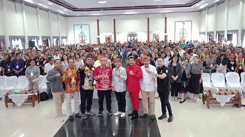 Huma Betang Simbol Keharmonisan Masyarakat Dayak