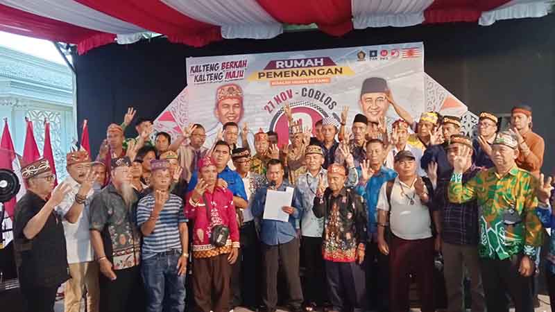Masyarakat Penjaga Adat Dayak Deklarasikan Dukungan Kepada Agustiar-Edy