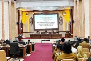 Pj Bupati Hadiri Rapat Paripurna ke-8