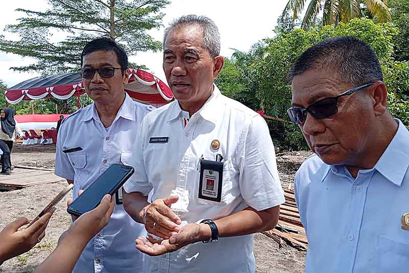 Pj Sekda Albert saat menghadiri Launching Gugus Tugas