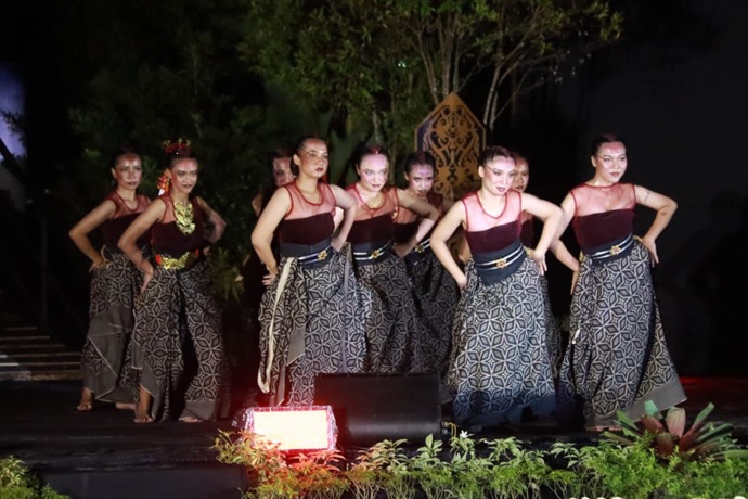 Bentuk Pelestarian Budaya Dayak dan Wisata Kalteng