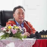 Gubernur Kalteng, H. Sugianto Sabran saat pimpin rapat