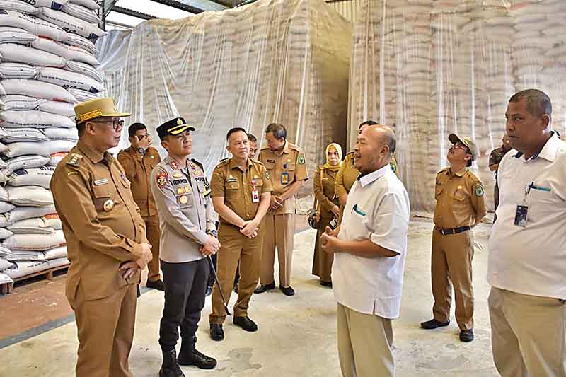 Jelang Tahun Baru, Pj Bupati Kembali Cek Gudang Beras