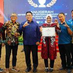 Kesbangpol Kalteng Raih Predikat Informatif