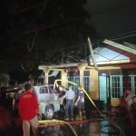 Mobil dan Pastori Gereja Terbakar