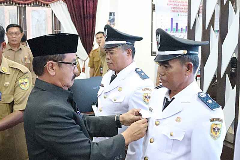 Pj Bupati Lantik Penjabat Kades dan Anggota BPD