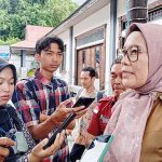 Pj Walikota Palangka Raya Hera Nugrahayu saat dibincangi awak media