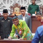 Plt Sekda Hadiri Paripurna Pembahasan Raperda APBD 2025