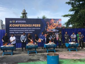 Ratusan Ribu Batang Rokok Ilegal Dimusnahkan