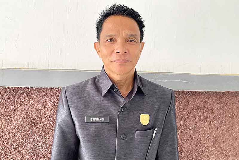 Wakil Ketua II DPRD Gumas Espriadi