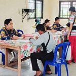 Warga Terima Sertifikat Tanah Gratis