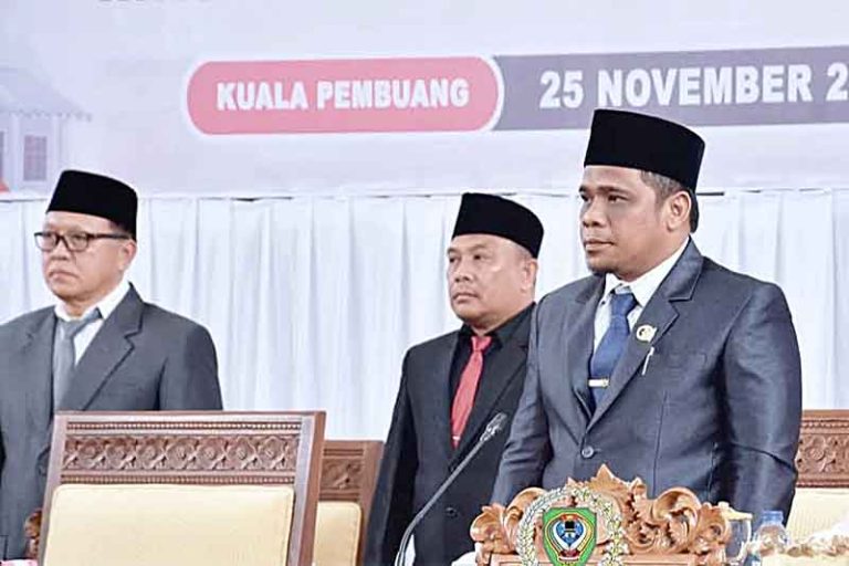 Wakil ketua I DPRD Seruyan Harsandi, Saat saat mengikuti rapat Paripurna.