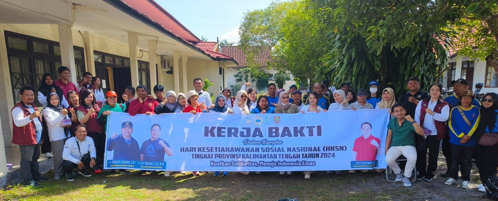 Dinsos Kerja Bakti di Panti Sosial Bina Remaja