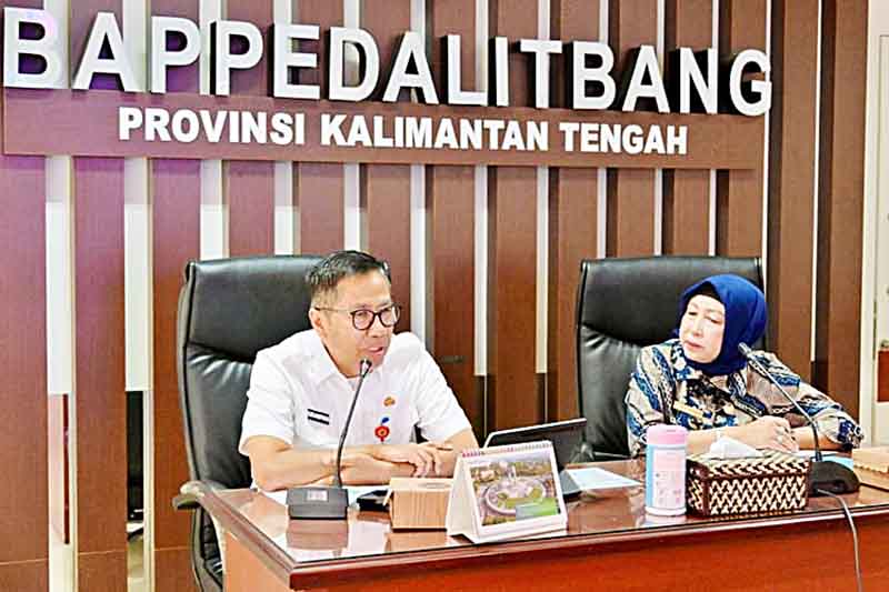Kepala Bapperida Kalteng, Leonard S. Ampung.