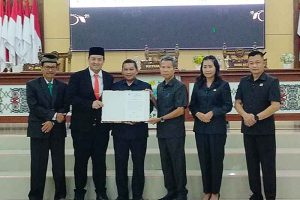 Paripurna Pengumuman Tetapkan Rizky Aditya Putra dengan Abdul Hamid Menjadi Bupati Dan Wabup Lamandau