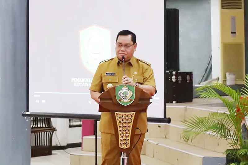 Bupati Kotawaringin Timur (Kotim), H Halikinnor