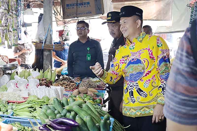 Bupati Sidak Pasar, Ketersediaan Aman Harga Masih Stabil