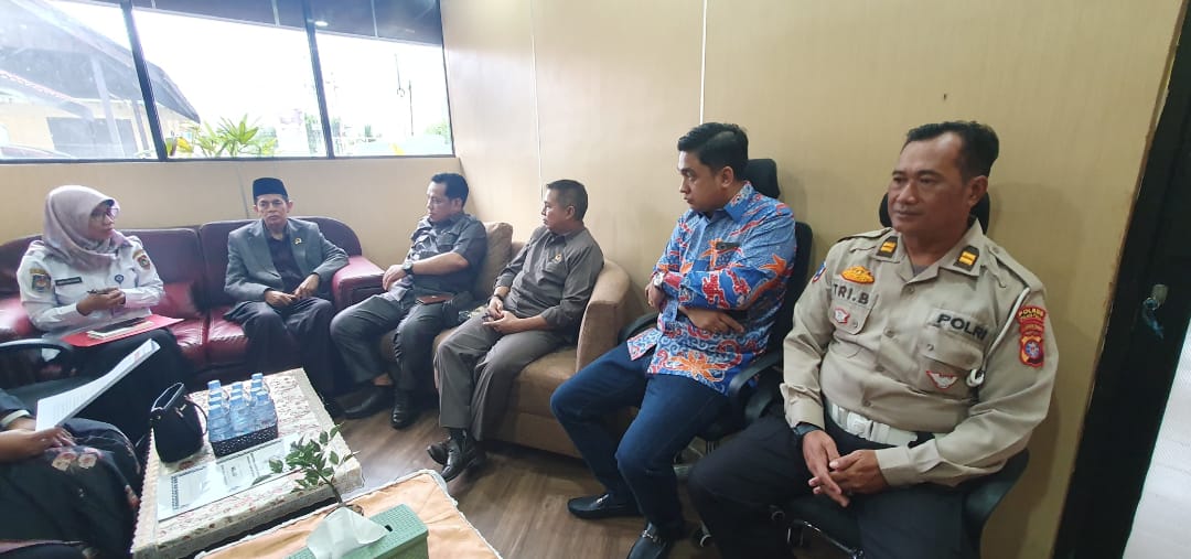 Legislator Kunjungi UPT Samsat Pulang Pisau