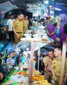 Wali Kota Mendadak Berburu Takjil