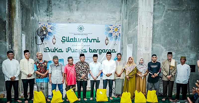 Walikota Salurkan Bantuan Kepada Jemaah Masjid Baitul Gaza