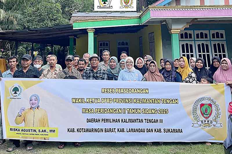 Masyarakat Kecamatan Pangkalan Lada Sampaikan Aspirasi