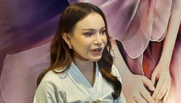 Rossa Bakal Gunakan Mic Seharga Ratusan Juta di Konser 30 Tahun Here I Am