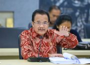Mantan Gubernur Kalteng Prihatin dengan Politik Uang