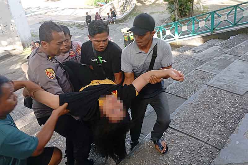 Seorang Gadis Coba Bunuh Diri di Jembatan Kahayan