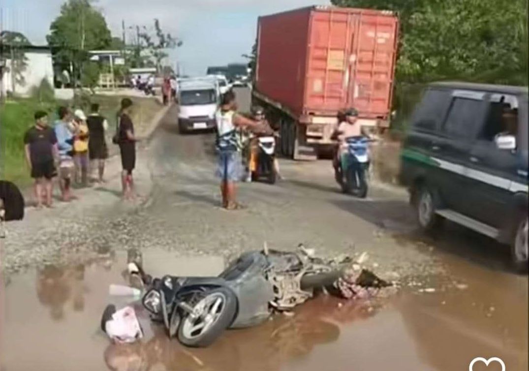Ditabrak Truk Kontainer, Ibu dan Bayi Meninggal Dunia