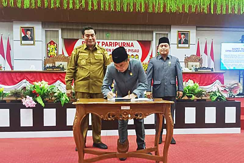Serahkan Dokumen Rekomendasi DPRD Terhadap LHP BPK RI TA 2024 