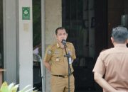 Guru Tidak Boleh Lakukan Jual-Beli Seragam