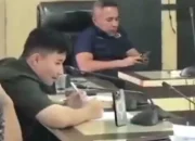 Viral! Anggota DPRD Termuda di Kendari Tertangkap Kamera Ngevape saat Rapat Bahas Buruh di-PHK, Netizen: Kemana Akal Sehat?