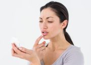 Bibir Sering Kering dan Pecah-pecah? Bisa Jadi Tanda Dehidrasi