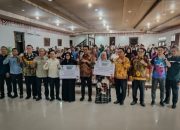 Pemko Serahkan Bansos Warga di Dua Kecamatan
