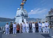 KRI Brawijaya-320 Mulai Pelayaran ke Surabaya