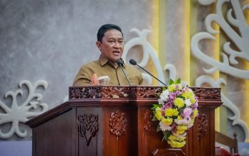 Wagub Kalteng Tanggapi Pandangan Umum Fraksi Tentang Raperda Perubahan APBD 2025