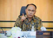 Disinggung Pilih PSI atau Gerindra, Budi Arie Tegaskan Tegak Lurus ke Prabowo