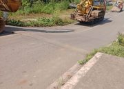Warga Soroti Kerusakan Jalan Akibat Mobilitas Alat Berat