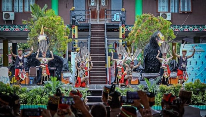 Angkat Filosofi Huma Betang di Forum Internasional