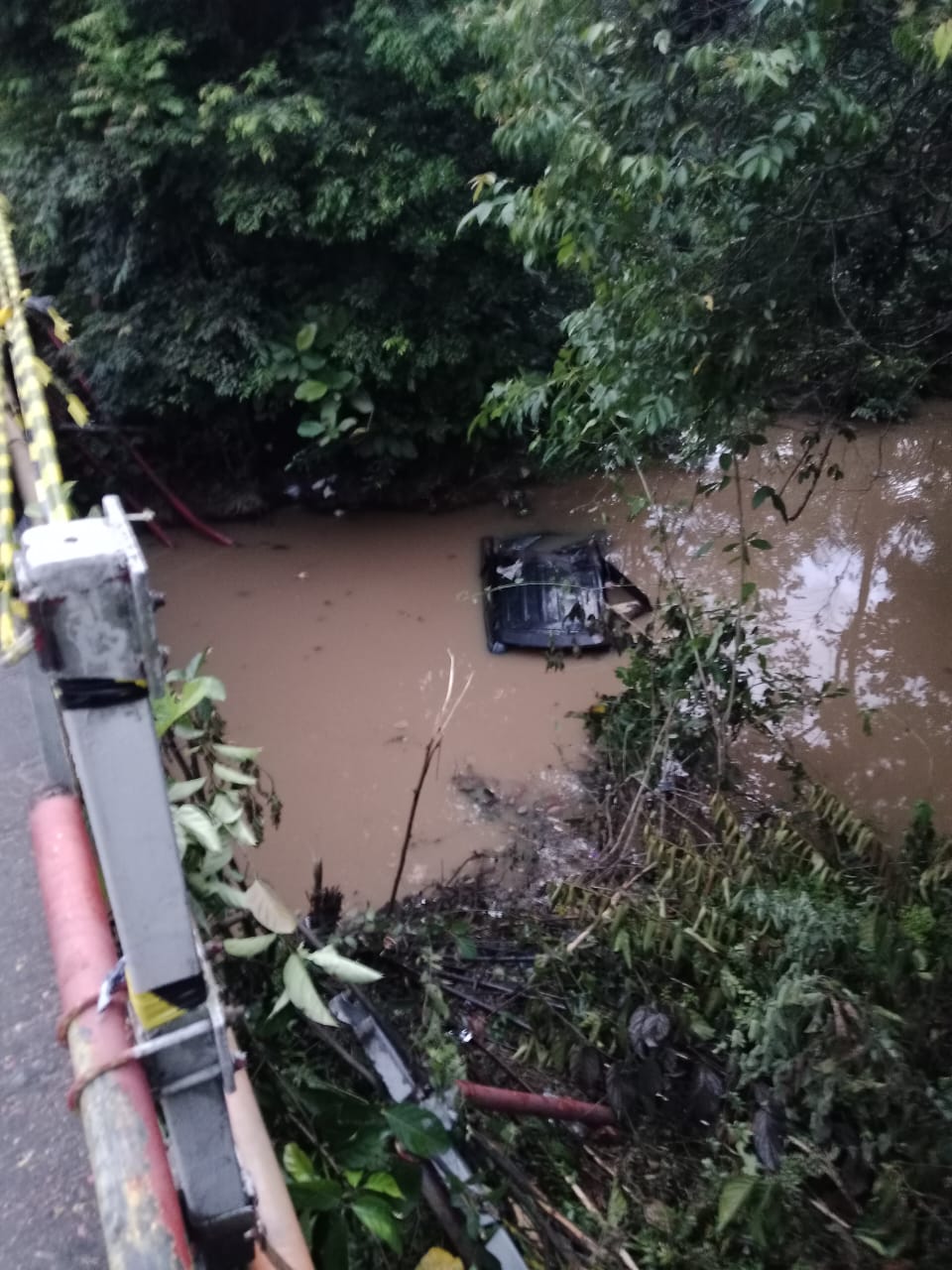 Sepekan, Tiga Mobil Jatuh ke Sungai Bawah Jembatan Sakakajang