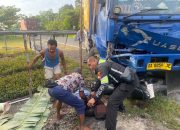 Tabrak Truk Kontainer Pemotor MD di TKP