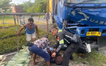 Tabrak Truk Kontainer Pemotor MD di TKP