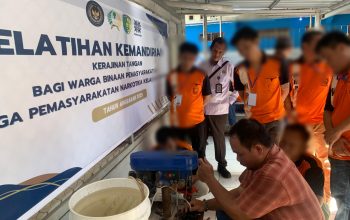 WBP Lapas Kasongan Dilatih Buat Aksesoris Batu Lilis
