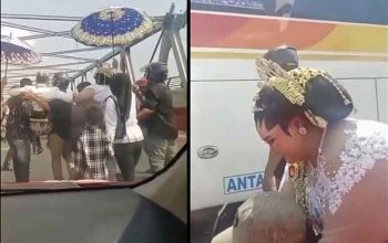 Viral! Pasangan Pengantin Digendong saat Melewati Kali Pemali, Mitosnya Biar Rumah Tangga Langgeng