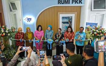 Pemberdayaan Ekonomi Keluarga Melalui Toko Digital RUMI