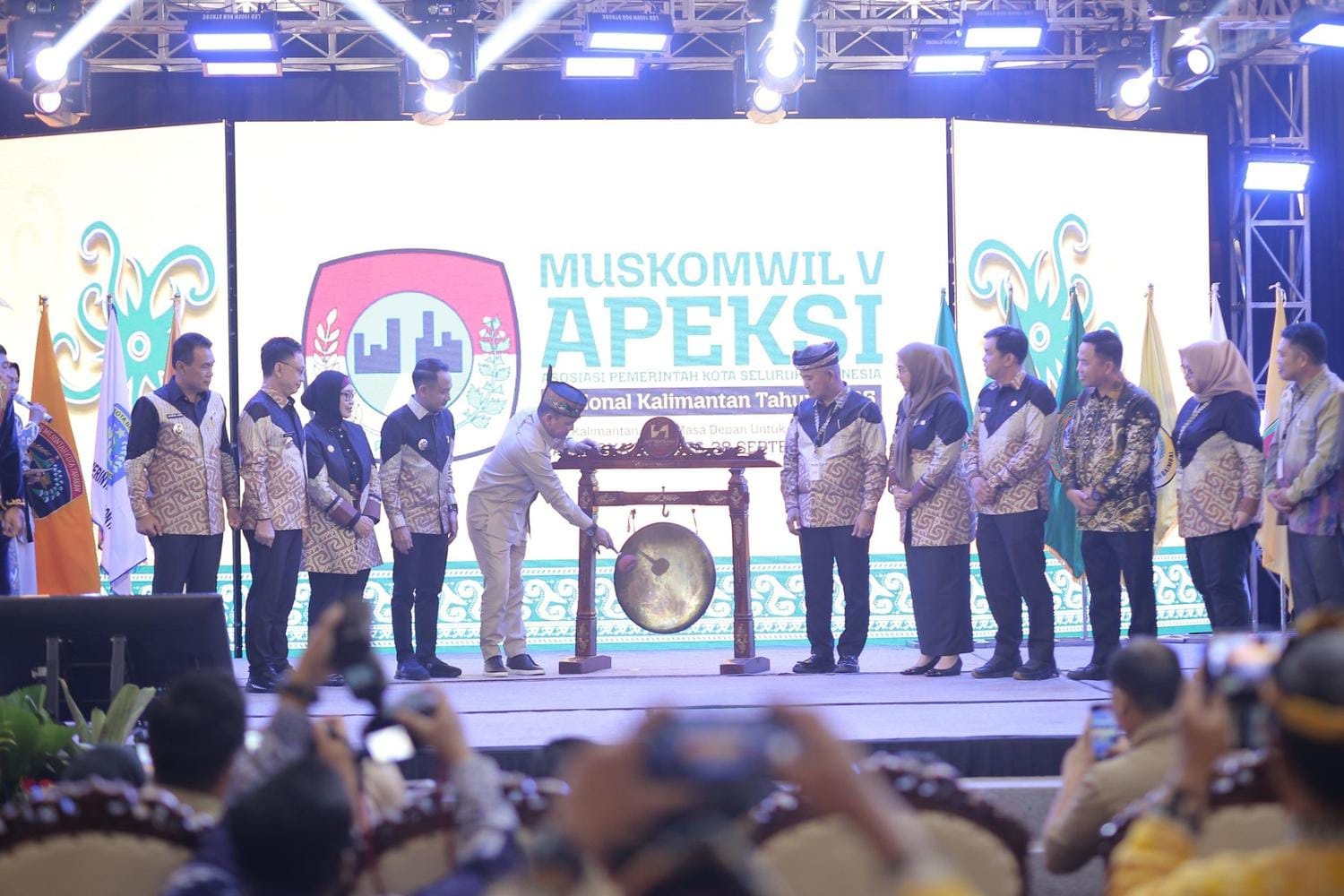 Pembukaan