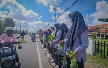 DTPHP bersama Mahasiswa dan Siswa Magang Perkuat Edukasi Pekarangan