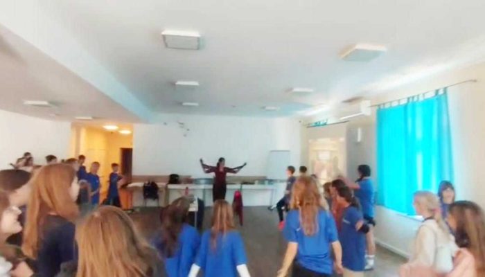 Memperlihatkan Jati Diri Daerah di Mata Dunia